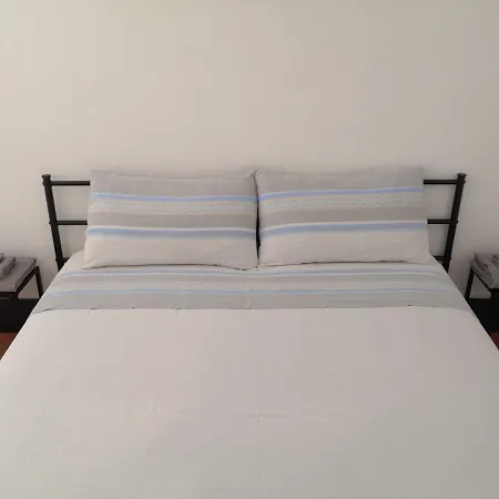 Aika 48 Bed & Breakfast 3*